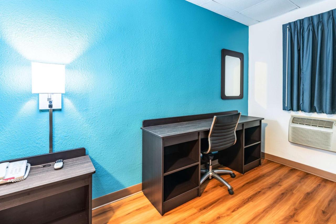 Motel 6-Elmsford, Ny - White Plains Dış mekan fotoğraf